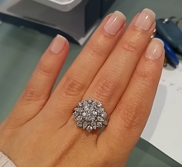 Luxurious Cluster Flower Ring 