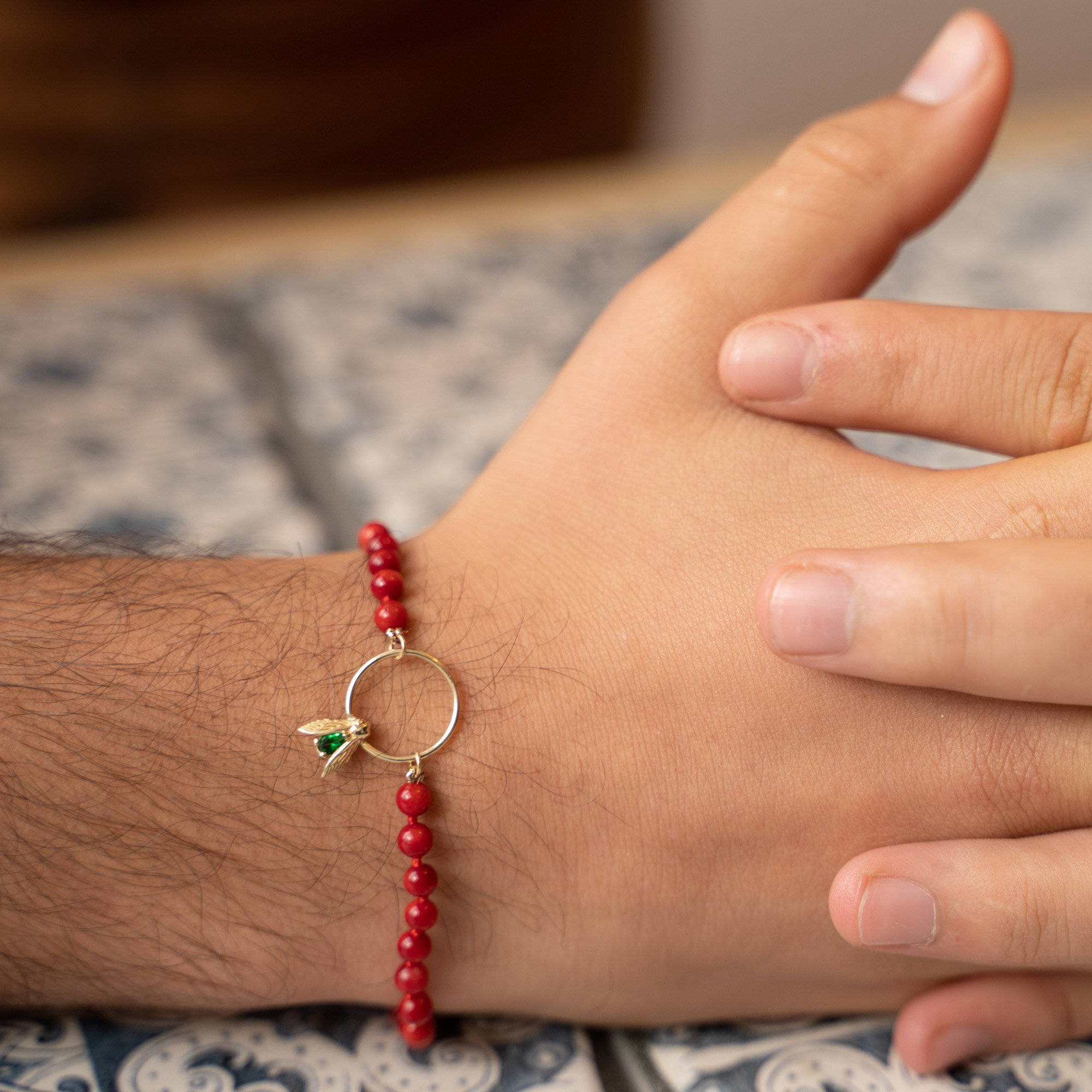 Fly hoop bracelet
