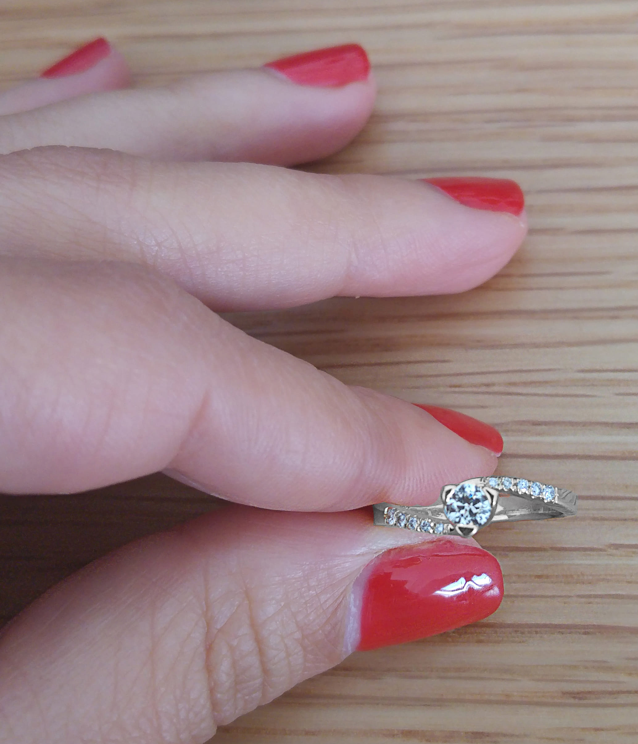 Delicate Twist Diamond Ring